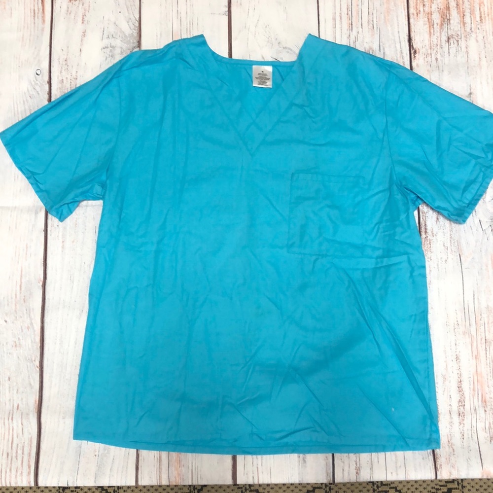 Scrub top